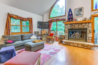 Peaceful White Sand Lake House with Dock and Deck! - Lac du Flambeau - 7