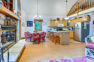 Peaceful White Sand Lake House with Dock and Deck! - 5