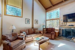 Rocky Point Charms - Truckee - 4