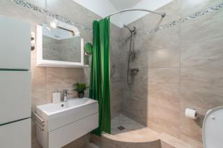 Comfy & Homy Vibe Apartment in the Heart of Budapest - Budapest - 3