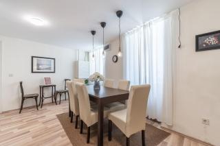 Comfy & Homy Vibe Apartment in the Heart of Budapest - Budapest - 8