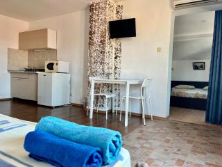 Paunovi Guest House - Primorsko - 5
