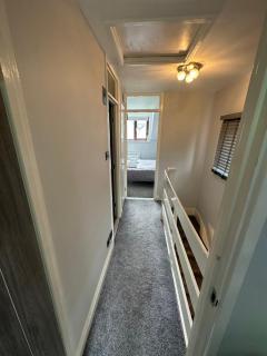 Modern 2 Bedroom House Spacious Large Garden - Westbury - 6