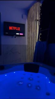 Jacuzzi sauna 5min pied gare - 5