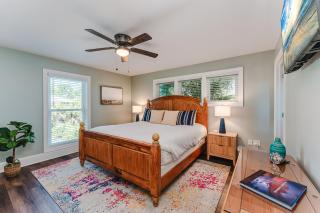 SunScape & SeaScape Beachfront Vacation Home - Indian Pass - 7