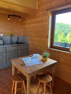 Pod dobrym adresem-domek na łące - 3