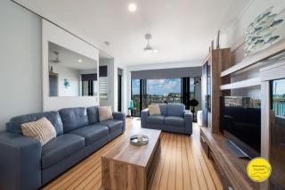 Uninterrupted Marina Viiews at Port of AIrlie - Airlie Beach - 8