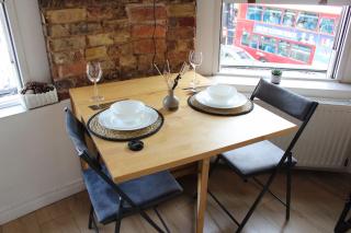 Rustic Hideout Contractor friendly spacious studio - London - 4