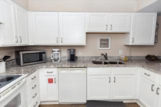 Beach House 305B-By Holiday Isle Properties - 1
