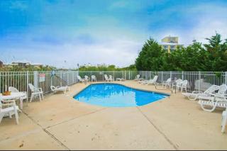 Oasis on the Bay unit 210 - 8