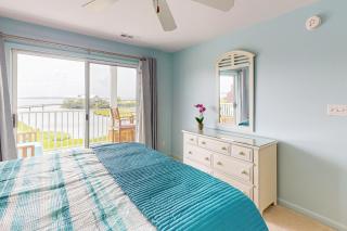 Oasis on the Bay unit 210 - 3