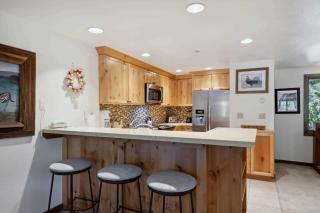 Lodge at Lionshead 408 - 7
