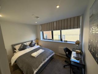 Luxury 4 Stars Stunning Home in The heart of Southampton City Centre - 5