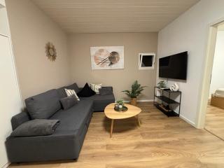 90qm - 5 Zimmer - Parkplatz - Autobahn - blauen See - Garbsen - 3