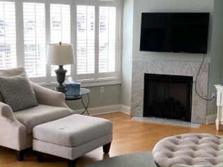 Watch Hill, RI Luxury Penthouse Rental Ocean View & Rooftop Deck - Westerly - 4