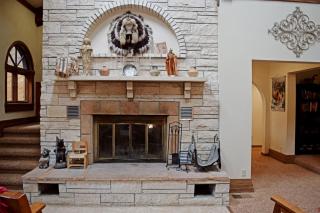 The Villa - WiFi - Satellite - Fireplace - Washer - Dryer - Grill - Garage Access - Large Deck - Red River - 6