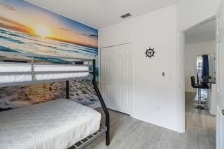 5-3 Pool Home Located In Sunset Ridge Community! - Davenport - 8