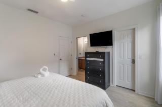 5-3 Pool Home Located In Sunset Ridge Community! - Davenport - 6