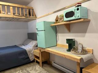 Cozy Cabin in the Forest - Naples - 6