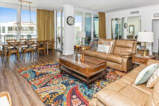 Shoreline Towers 1124- by Holiday Isle Properties - Destin - 2