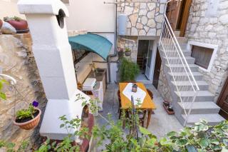 Apartments by the sea Stari Grad, Hvar - 22052 - Stari Grad - 4