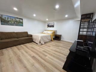 Toronto Cozy Home Retreat - Toronto - 6