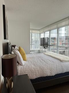 Toronto Downtown Luxurious Stylish 3 Bedroom 3 Bath 2 Balconies near Rogers Centre lakeview condo - 1