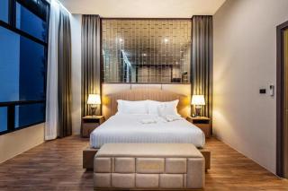 The Grand Sala Thai - 7