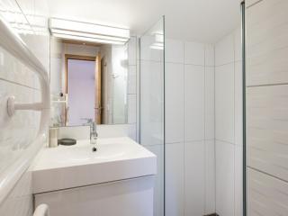 Chalet 4 chambres avec salles de bain privées, près des pistes et commerces - FR-1-566-67 - Les Allues - 5