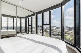 City Edge Urban Haven with 270 Panoramic Views - Melbourne - 1