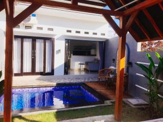 villa mediterania kerobokan buleleng - Babakan Sangsit - 9