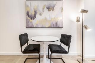 West Side Marvel Stadium Views Shopping CBD - 6