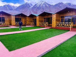 Pangong Pearl - Man - 9