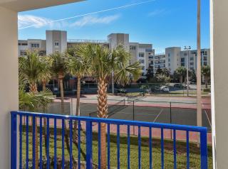 Beautiful Beach Themed 3 Bed 2 Bath End Unit Condo.OW20-207 - New Smyrna Beach - 3