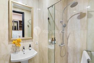 Brulee by Kozystay - Sudirman - 4