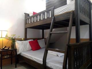 Jil's Apartelle - Tagaytay - 6