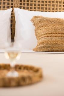 Kanelis Studios & Suites - 1