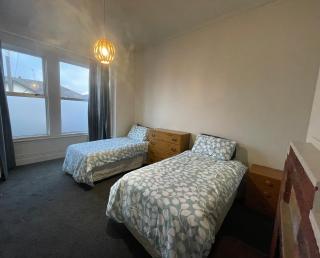 Low Cost Accommodation - Dunedin - 0