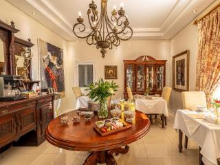 Sir Napier Boutique Guest House - 5