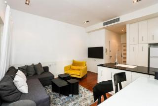 Shenkin Street 1BR Apartment - 9