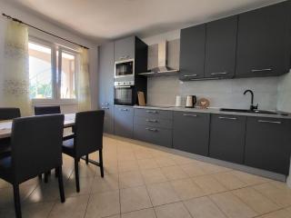 Apartment Luciana - Valbandon - 1