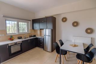 Ibis Apartments Chania,close to the beach - Chania - 4