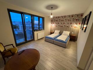 Little White Frog - Estetino - 9