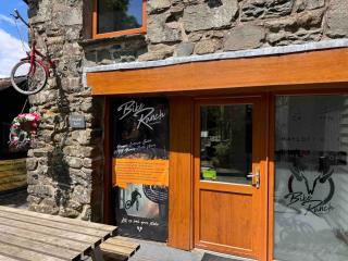 Converted barn, perfect MTB break, Coed y Brenin - 7