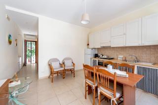 Villa Rosa by Rentbeat - 8