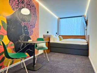 TIN INN - Hückelhoven - Das Hotel aus hochwertig ausgebauten Überseecontainern - Hückelhoven - 0