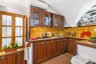 Casa Veronica - Happy Rentals - San Remo - 7