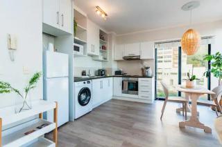 Trendy Surfers corner Apartment with Mountain view - Cidade Do Cabo - 4