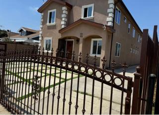 Cozy and Spacious Duplex - 3