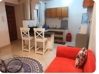 Orange blossom with Hot Shower water - Mombasa - 5